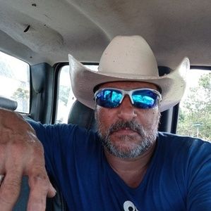 Meet your Posher, Bobby